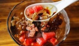 网友爆料搓冰粉视频在线,传统美食制作过程大揭秘