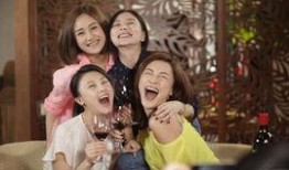 女人帮妞儿 在线观看,在线观看，揭秘女性友谊与成长之旅